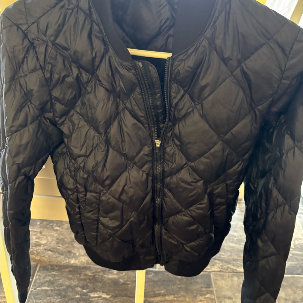 Women's Black Quilted TNA Jacket